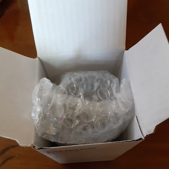 Proactiv Pore Cleansing Brush. Charcoal Infused Brush - Picture 2 of 2